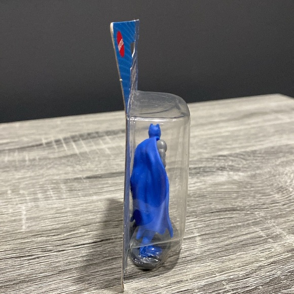 NEW: DC Justice League: Batman - 3” Mini Collectible Figure - Picture 4 of 8